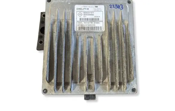 Renault Clio III Engine control unit/module 8200331477 R0410C118C 8200394692