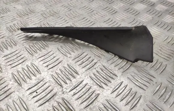 Nissan X-Trail T32 Windshield trim 668944CL0A