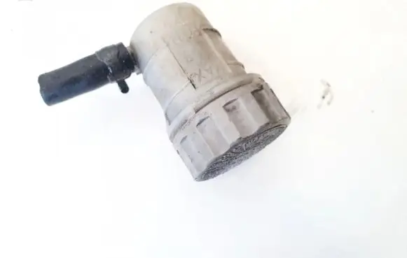 Honda CR-V Brake fluid reservoir 