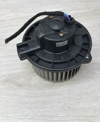 Cadillac SRX Heater fan/blower AY1940009130 122104B