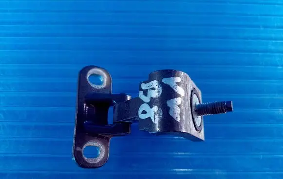Volkswagen PASSAT B8 Tailgate/trunk/boot hinge 8V3827299A