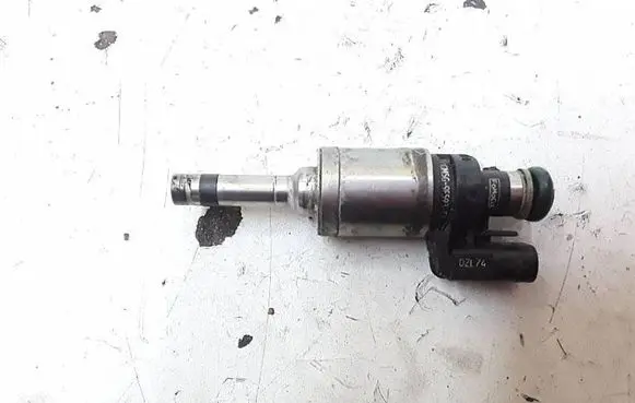 Ford Fiesta Fuel injector CM5G9F593FA 0261500128