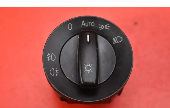 Skoda Octavia Mk2 (1Z) Light switch V10-73-0185