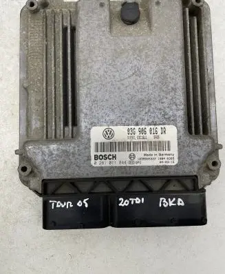 Volkswagen Touran I Engine control unit/module 03G906016DP 1039S05322 03G906016DR