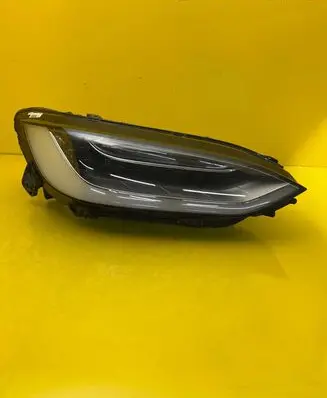 Tesla Model X Headlight/headlamp 1034319-00-B
