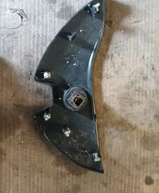Renault Megane IV Dashboard side end trim 689205425R W50327