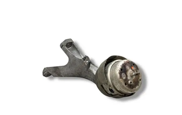Audi A3 S3 A3 Sportback 8P Engine mounting bracket 8E0199382AH 8E0199308AR