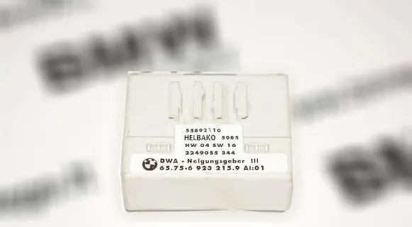 BMW 3 E46 Yaw turn rate sensor 6923215