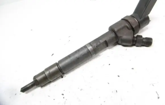Smart ForTwo I Fuel injector A6600700187