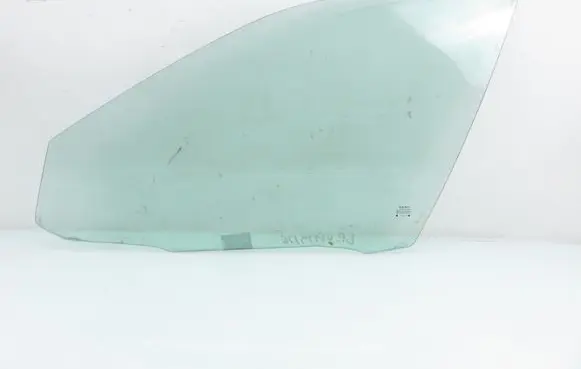 Seat Leon (1M) Front door window glass four-door 