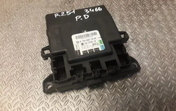 Mercedes-Benz R W251 Door control unit/module 1648207826 A1648207826