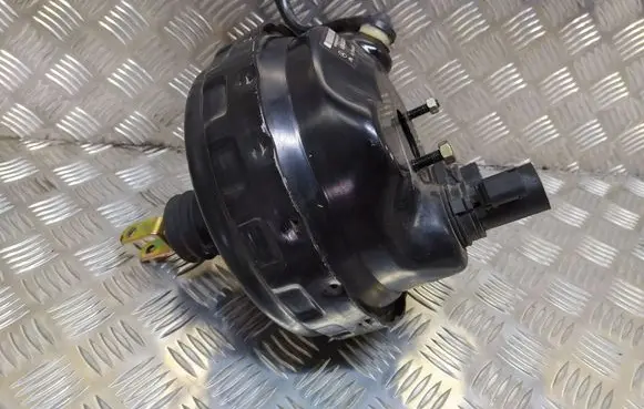 Mercedes-Benz C W203 Brake booster 03784902014 A0044307230