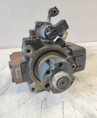 Audi A1 Fuel injection high pressure pump 03L130755AJ 050912171725