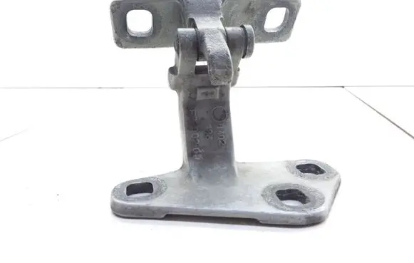 BMW X5 E53 Rear door lower hinge 8402183 ES79020