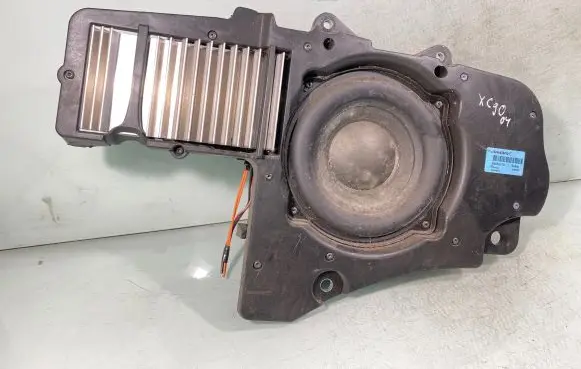 Volvo XC90 Subwoofer speaker 30679176