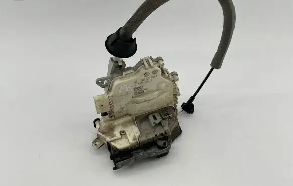 Audi A6 S6 C7 4G Front door lock 8J2837015E