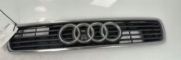 Audi A4 S4 B5 8D Front grill 8D0853651A