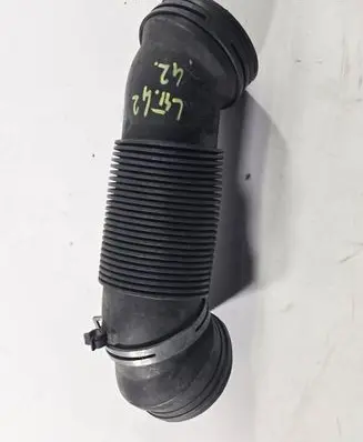 Audi A3 S3 8P Air intake hose/pipe 1K0129684L