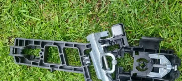 Ford Fiesta Front bumper mounting bracket 8A61A224A36AN