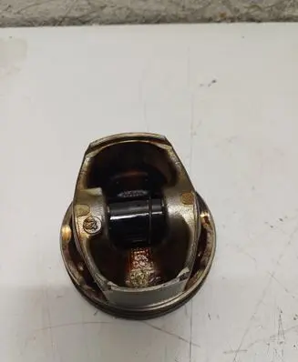 Volkswagen Golf VII Piston 082272