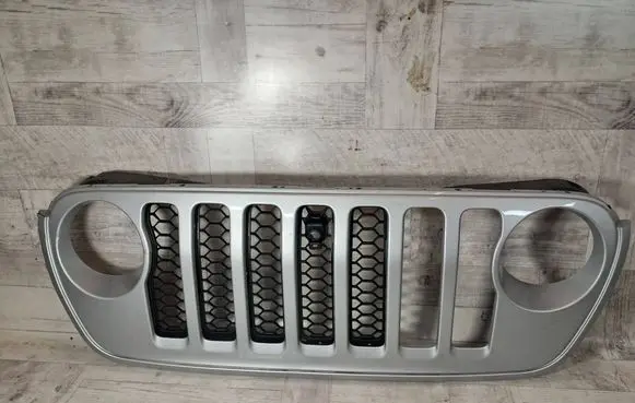 Jeep Wrangler Front bumper upper radiator grill 6KM35TRMAA
