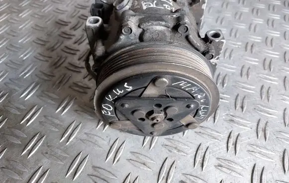 Ford Focus Air conditioning (A/C) compressor (pump) 3M5H19D629HB