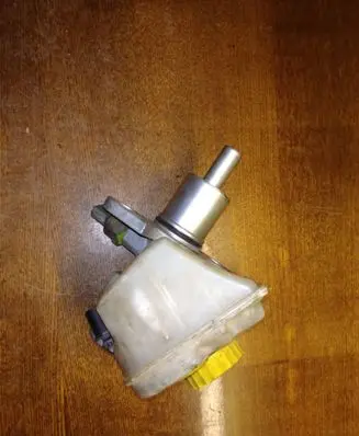 Volkswagen Phaeton Master brake cylinder 3D0611301A