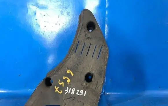 Mini One - Cooper F56 F55 Engine splash shield/under tray 33326858412