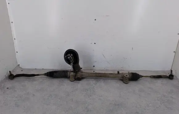Toyota Yaris Steering rack F800000672