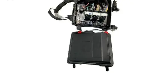Peugeot 5008 II Fuse box set 9678633380 33806