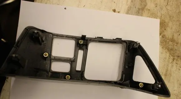Mitsubishi Pajero Dashboard side air vent grill/cover trim MR456381