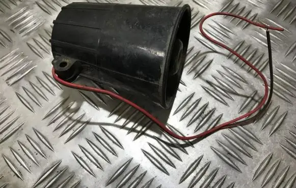 Nissan Primera Horn signal