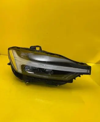 Volvo XC60 Headlight/headlamp 32337385