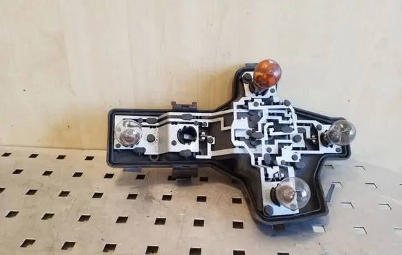 Tail light part