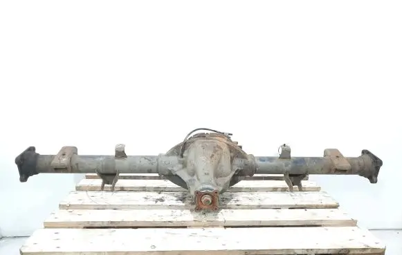 Volkswagen Amarok Rear axle beam with reductor 40052457
