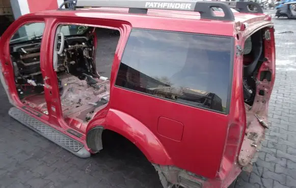 Nissan Pathfinder R51 Body 