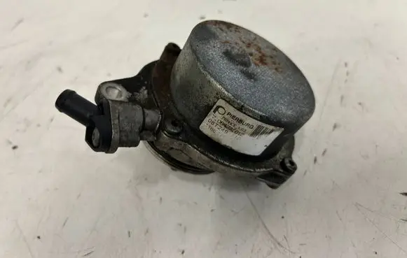 BMW X5 E70 Vacuum pump 700437012