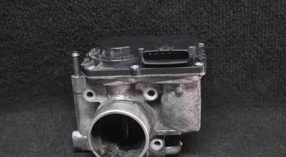 Mazda 6 Throttle valve R2AA136B0