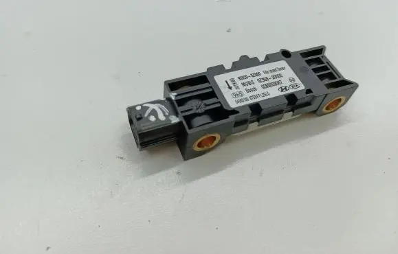 KIA Sportage Airbag deployment crash/impact sensor 959200Z000