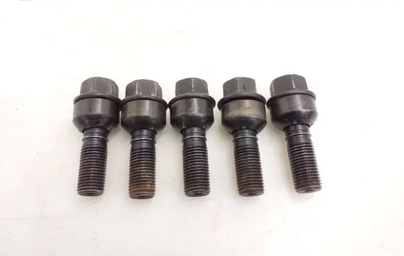 Porsche Cayenne (9Y0 9Y3) Nuts/bolts 