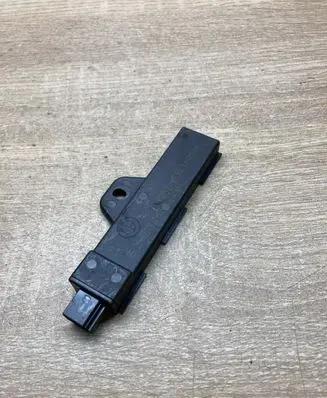 BMW 3 F30 F35 F31 Keyless system antenna 9220832