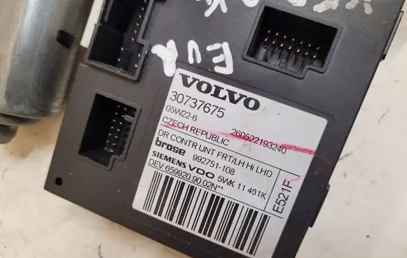 Volvo V50 Front door window regulator motor 30737675 992751108 5WK11431K