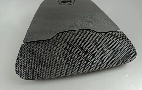 Jeep Cherokee Dashboard storage box/compartment P6RP82DX9AA