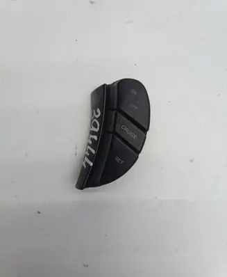 Dodge Caravan Steering wheel buttons/switches 05026007AA