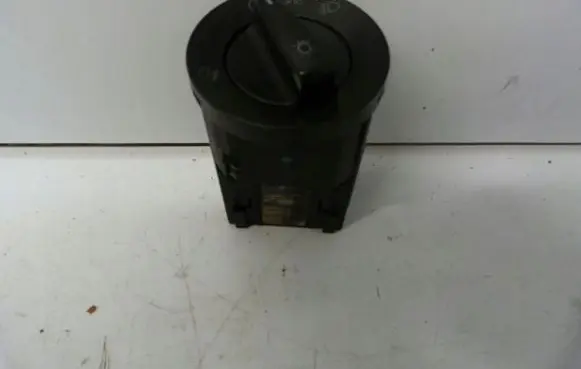 Volkswagen Golf IV Light switch