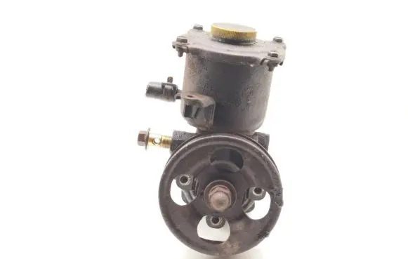Subaru Forester SF Power steering pump