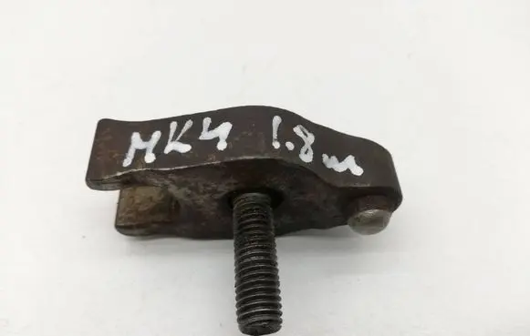 Ford Mondeo MK IV Fuel Injector clamp holder