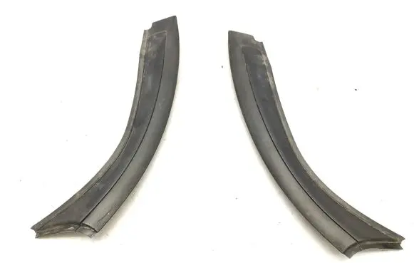 BMW Z4 E85 E86 (B) Pillar trim (exterior) 7025645 7025646 51477025645