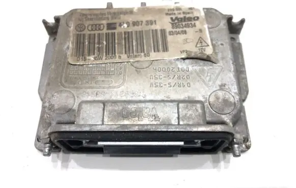 Volkswagen PASSAT B6 Voltage converter/converter module 4L0907391