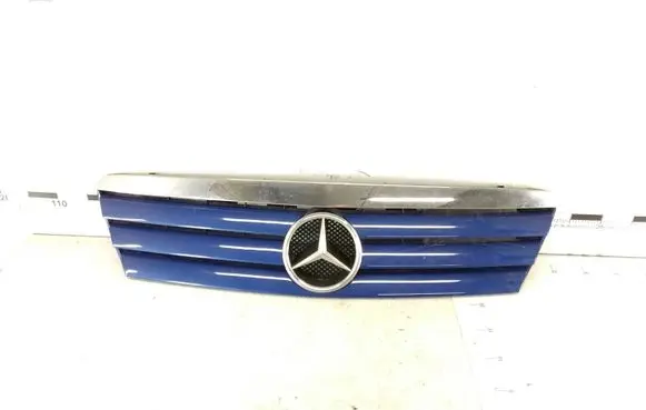 Mercedes-Benz A W168 Front bumper upper radiator grill 688800083
